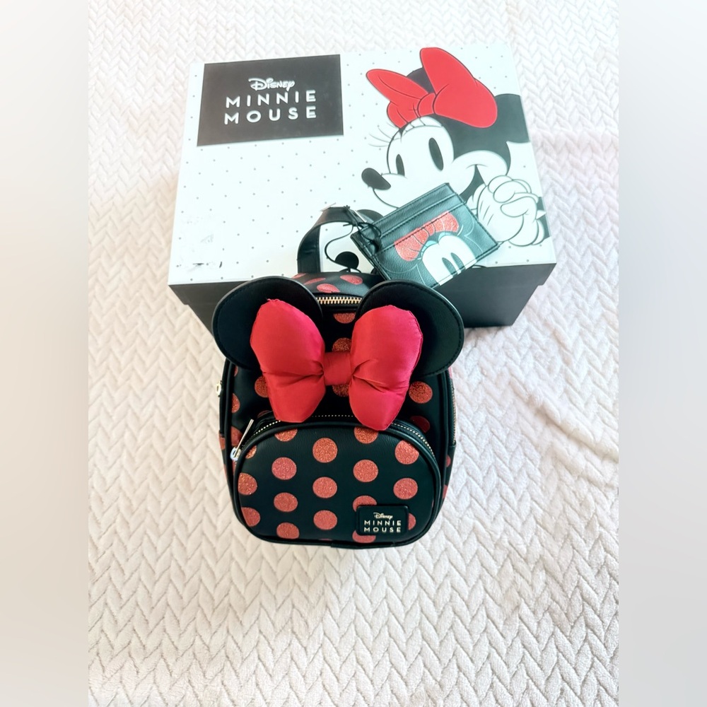 Bioworld Minnie Mouse Black and Red Backpack